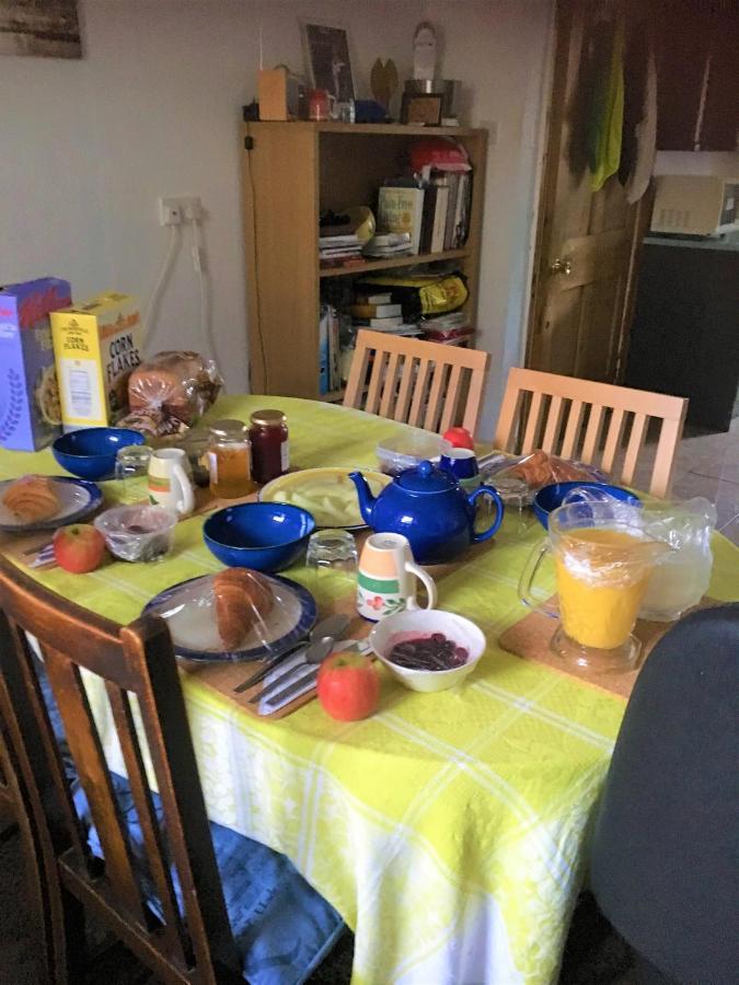 Heddfan Bed and Breakfast Llanboidy Buitenkant foto